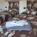 מלון La Staffa 3*